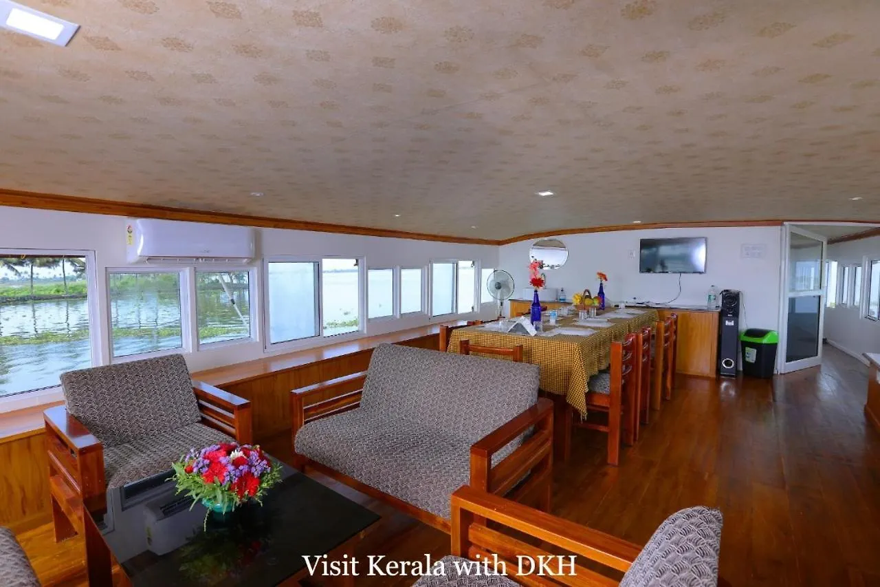 Hotel Soma House Boat Alappuzha Indie